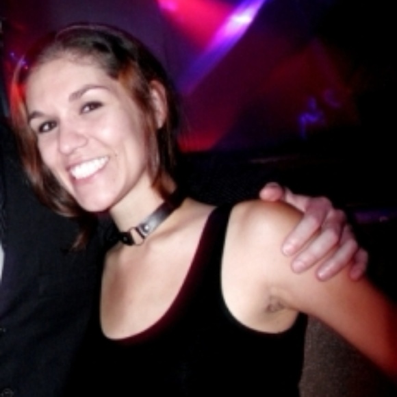 Meet your Posher, Angela :D - Picture 6 of 8